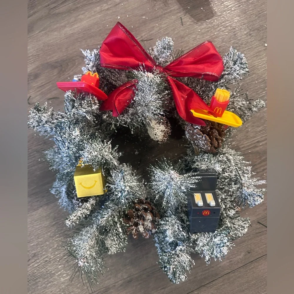 NWT McDonald’s ornaments Inspired 12in Christmas Wreath